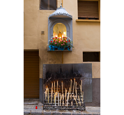 Another street altar to Saint Antony, Falset Street altar to Saint Antony, Falset